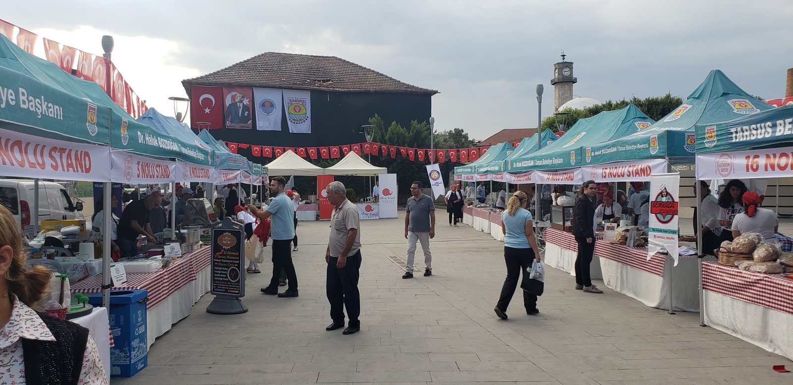 Yöresel lezzet stantları